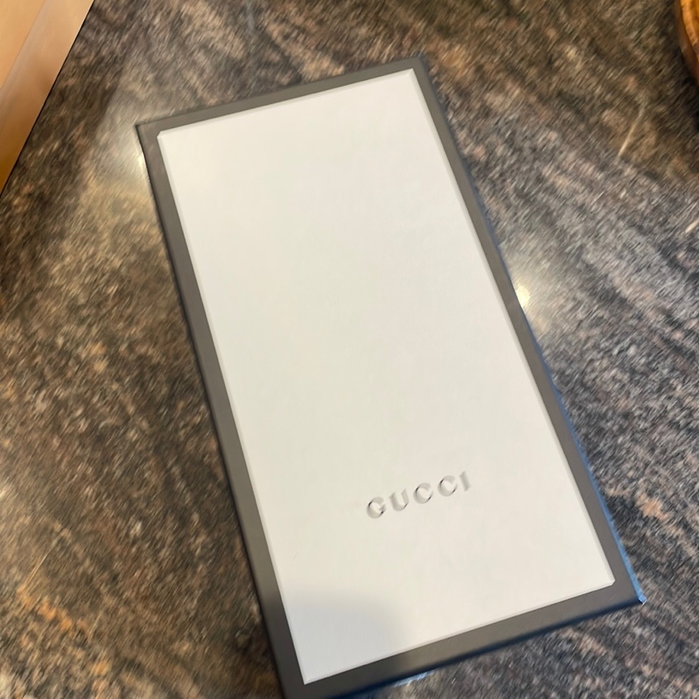 Gucci shoe box